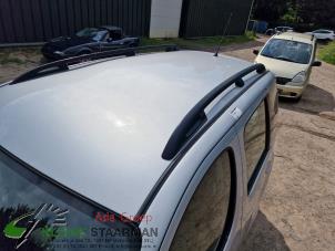 Used Roof rail, left Toyota Yaris Verso (P2) 1.3 16V Price on request offered by Kleine Staarman B.V. Autodemontage