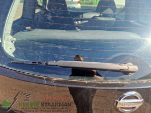 Usados Brazo de limpiaparabrisas detrás Nissan Micra (K12) 1.0 16V Precio de solicitud ofrecido por Kleine Staarman B.V. Autodemontage