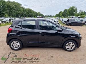 Used Box beam,right Hyundai i10 1.0 12V Price on request offered by Kleine Staarman B.V. Autodemontage