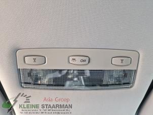 Usagé Eclairage intérieur avant Nissan Primera (P12) 2.0 16V CVT Prix sur demande proposé par Kleine Staarman B.V. Autodemontage