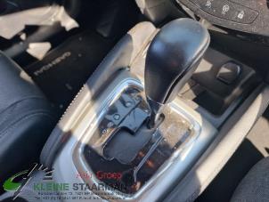 Used Automatic gear selector Nissan Qashqai (J11) 1.2 DIG-T 16V Price on request offered by Kleine Staarman B.V. Autodemontage