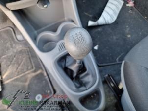 Used Gear stick knob Toyota Aygo (B10) 1.0 12V VVT-i Price on request offered by Kleine Staarman B.V. Autodemontage