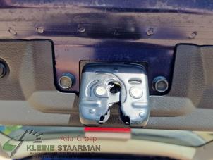 Usagé Mécanique de verrouillage hayon Nissan Pulsar (C13) 1.2 12V DIG-T Prix sur demande proposé par Kleine Staarman B.V. Autodemontage