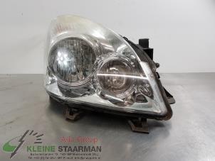 Used Headlight, right Toyota Corolla Verso (R10/11) 1.6 16V VVT-i Price on request offered by Kleine Staarman B.V. Autodemontage