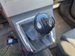Used Gear-change mechanism Toyota Corolla Verso (R10/11) 1.6 16V VVT-i Price on request offered by Kleine Staarman B.V. Autodemontage