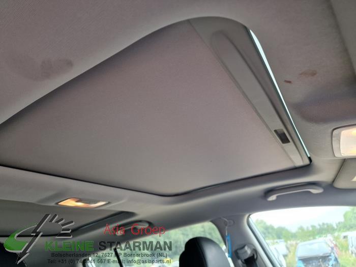 Revêtement plafond d'un Kia Sportage (SL) 1.7 CRDi 16V 4x2 2015