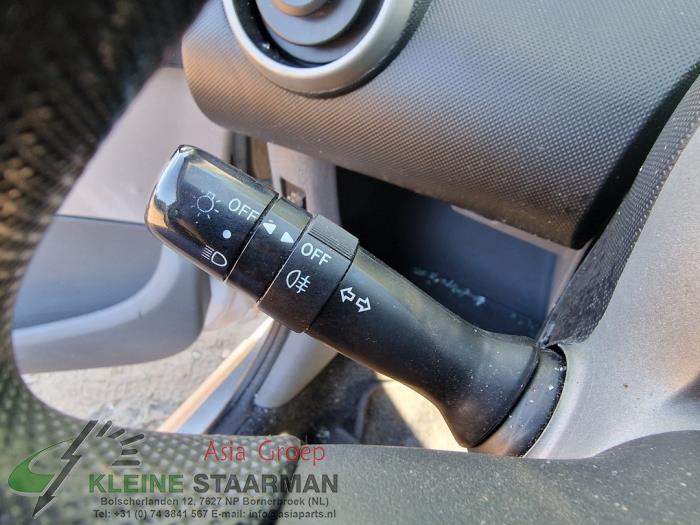 Indicator switch Toyota Aygo 1.0 12V VVTi PA6GF30