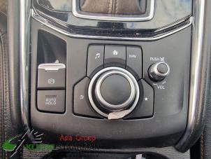 Usagé Panneau de commandes navigation Mazda CX-5 (KF) 2.0 SkyActiv-G 160 16V 4WD Prix sur demande proposé par Kleine Staarman B.V. Autodemontage