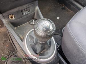Used Gear stick knob Hyundai i20 1.2i 16V Price on request offered by Kleine Staarman B.V. Autodemontage