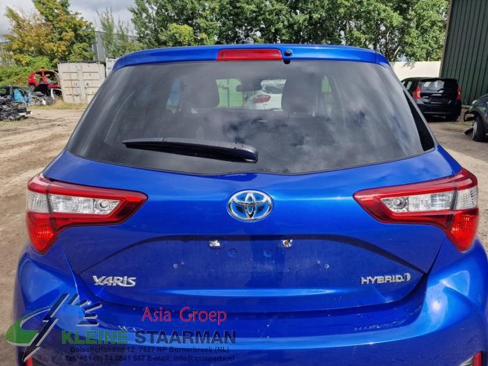 Rear end (complete) from a Toyota Yaris III (P13) 1.5 16V Hybrid 2019