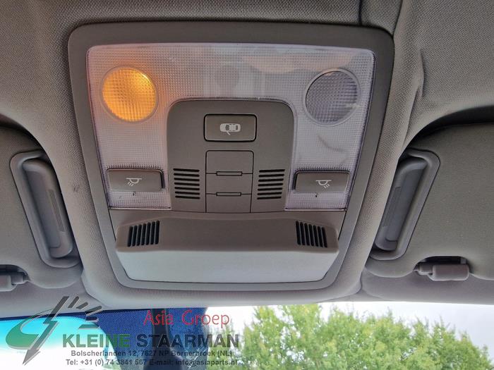 Interior lighting, front from a Kia Sportage (SL) 1.6 GDI 16V 4x2 2016