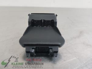 Używane czujnik radarowy Mazda 2 (DJ/DL) 1.5 SkyActiv-G 90 Cena na żądanie oferowane przez Kleine Staarman B.V. Autodemontage