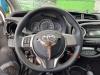 Steering wheel from a Toyota Yaris III (P13), 2010 / 2020 1.5 16V Hybrid, Hatchback, Electric Petrol, 1.497cc, 74kW (101pk), FWD, 1NZFXE, 2012-03 / 2020-06, NHP13 2013