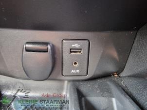 Used AUX / USB connection Nissan X-Trail (T32) 1.6 Energy dCi Price on request offered by Kleine Staarman B.V. Autodemontage