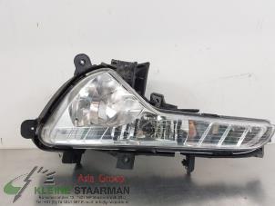 Used Fog light, front left Kia Sportage (SL) 1.6 GDI 16V 4x2 Price on request offered by Kleine Staarman B.V. Autodemontage