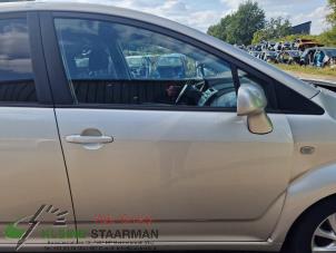 Used Front door 4-door, right Toyota Corolla Verso (R10/11) 2.2 D-4D 16V Price on request offered by Kleine Staarman B.V. Autodemontage