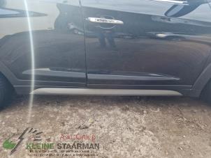 Używane Belka boczna prawa Hyundai Tucson (TL) 1.6 T-GDi 16V 2WD Cena na żądanie oferowane przez Kleine Staarman B.V. Autodemontage