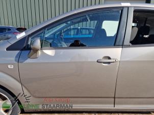 Gebrauchte Tür 4-türig links vorne Toyota Corolla Verso (R10/11) 1.8 16V VVT-i Preis auf Anfrage angeboten von Kleine Staarman B.V. Autodemontage