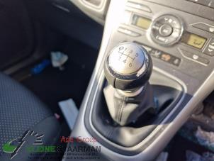 Used Gear stick knob Toyota Auris (E15) 1.6 Dual VVT-i 16V Price on request offered by Kleine Staarman B.V. Autodemontage