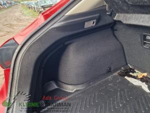 Gebrauchte Kofferraum Verkleidung links Mazda 3 (BM/BN) 2.0 SkyActiv-G 165 16V Preis auf Anfrage angeboten von Kleine Staarman B.V. Autodemontage
