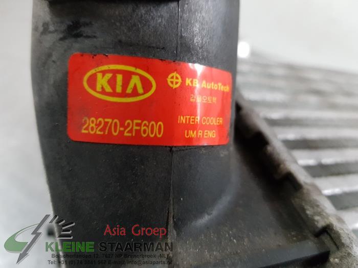 Intercooler from a Kia Sorento III (UM) 2.2 CRDi 16V VGT 4x4 2015
