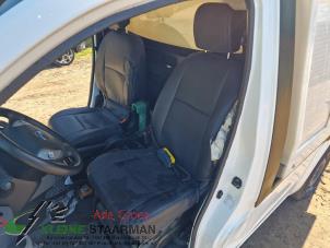 Used Seat, left Nissan NV 200 (M20M) E-NV200 Price on request offered by Kleine Staarman B.V. Autodemontage