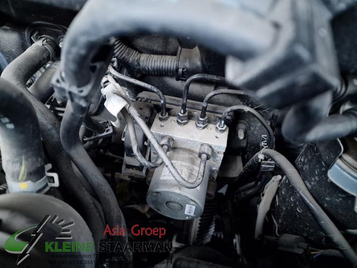 Bloc ABS d'un Kia Sportage (QL) 1.6 CRDi 16V 136 2019