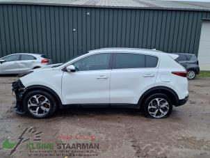 Used Box beam, left Kia Sportage (QL) 1.6 CRDi 16V 136 Price on request offered by Kleine Staarman B.V. Autodemontage