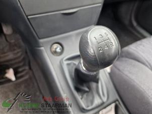 Używane Galka zmiany biegów Toyota Corolla (E12) 1.4 16V VVT-i Cena na żądanie oferowane przez Kleine Staarman B.V. Autodemontage