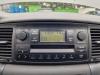 Radio CD Spieler van een Toyota Corolla (E12) 1.4 16V VVT-i 2004