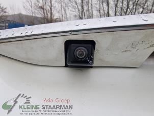 Używane Kamera cofania Toyota Auris (E15) 1.8 16V HSD Full Hybrid Cena na żądanie oferowane przez Kleine Staarman B.V. Autodemontage