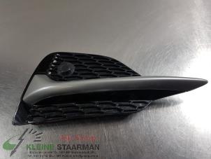 Used Front bumper, right-side component Nissan Qashqai (J11) 1.3 DIG-T 160 16V Price on request offered by Kleine Staarman B.V. Autodemontage