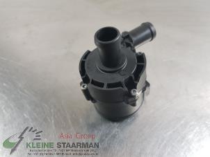 Used Additional water pump Nissan Qashqai (J11) 1.3 DIG-T 140 16V Price on request offered by Kleine Staarman B.V. Autodemontage