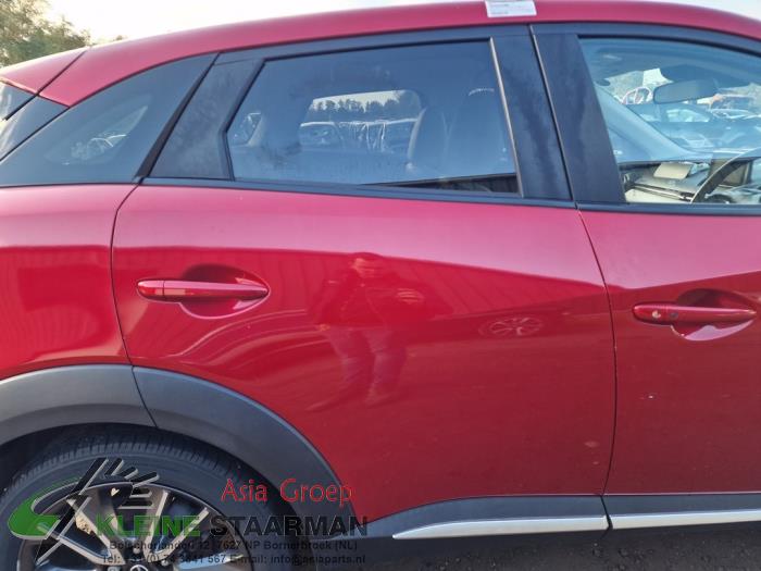 Portière 4portes arrière droite d'un Mazda CX-3 2.0 SkyActiv-G 120 2017