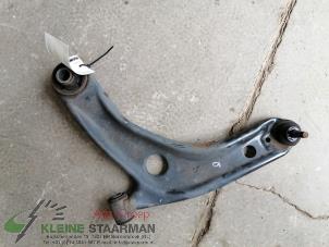 Used Front lower wishbone, left Toyota Yaris III (P13) 1.5 16V Hybrid Price on request offered by Kleine Staarman B.V. Autodemontage