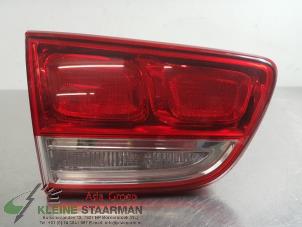 Used Taillight, left Kia Sorento III (UM) 2.2 CRDi 16V VGT 4x4 Price on request offered by Kleine Staarman B.V. Autodemontage