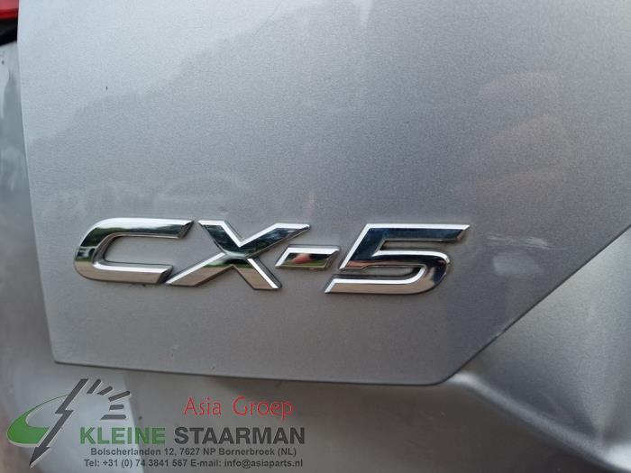Wahacz zawieszenia dolny lewy przód z Mazda CX-5 (KF) 2.2 SkyActiv-D 150 16V 2WD 2019