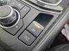 Interruptor de freno de mano de un Mazda CX-5 (KF), 2016 2.2 SkyActiv-D 150 16V 2WD, SUV, Diesel, 2.191cc, 110kW (150pk), FWD, SH, 2017-05 / 2018-02, KF6W1 2019