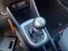Gear stick knob from a Kia Rio III (UB), 2011 / 2017 1.2 CVVT 16V, Hatchback, Petrol, 1.248cc, 62kW (84pk), FWD, G4LA, 2011-09 / 2017-12 2015