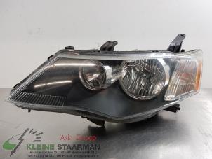 Used Headlight, left Mitsubishi Outlander (CW) 2.4 16V Mivec 4x4 Price on request offered by Kleine Staarman B.V. Autodemontage