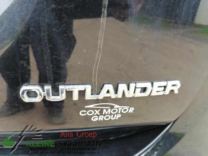 Barre d'accouplement gauche d'un Mitsubishi Outlander (CW) 2.4 16V Mivec 4x4 2009