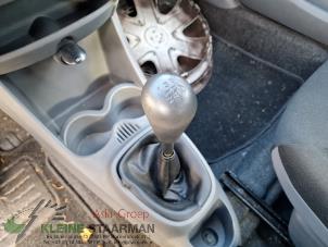 Used Gear stick knob Toyota Aygo (B10) 1.0 12V VVT-i Price on request offered by Kleine Staarman B.V. Autodemontage