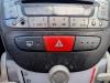 Toyota Aygo (B10) 1.0 12V VVT-i Commutateur chauffage vitre arrière