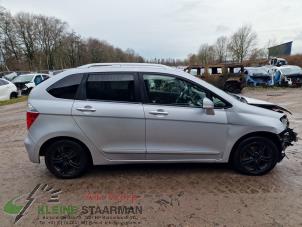 Used Box beam,right Honda FR-V (BE) 2.0 16V Price on request offered by Kleine Staarman B.V. Autodemontage