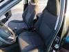 Seat, left from a Toyota Yaris III (P13), 2010 / 2020 1.33 16V Dual VVT-I, Hatchback, Petrol, 1.329cc, 73kW (99pk), FWD, 1NRFE, 2011-09 / 2017-03, NSP13 2011