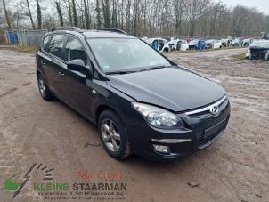 Used Front right bodywork corner Hyundai i30 Crosswagon (WWH) 1.6 CVVT 16V Price on request offered by Kleine Staarman B.V. Autodemontage