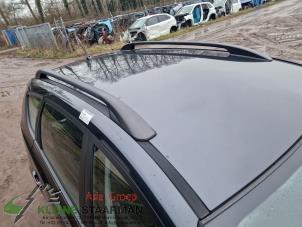 Used Roof rail kit Hyundai i30 Crosswagon (WWH) 1.6 CVVT 16V Price on request offered by Kleine Staarman B.V. Autodemontage