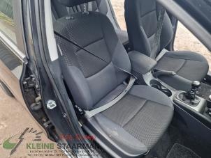 Gebrauchte Sitz rechts Hyundai i30 Crosswagon (WWH) 1.6 CVVT 16V Preis auf Anfrage angeboten von Kleine Staarman B.V. Autodemontage