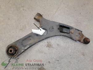 Used Front lower wishbone, right Hyundai i30 (GDHB5) 1.4 16V Price on request offered by Kleine Staarman B.V. Autodemontage