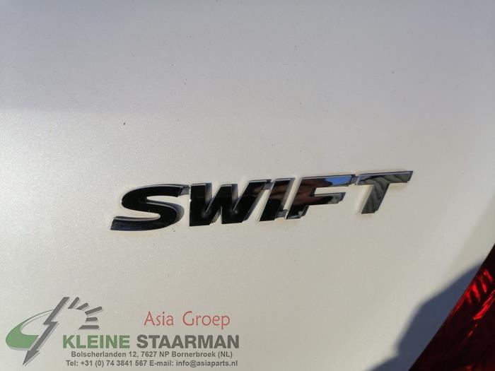Mecanismo de freno de mano de un Suzuki Swift (ZA/ZC/ZD) 1.2 16V 2010